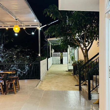Apartmán Nha Cua Soc Dalat Exteriér fotografie
