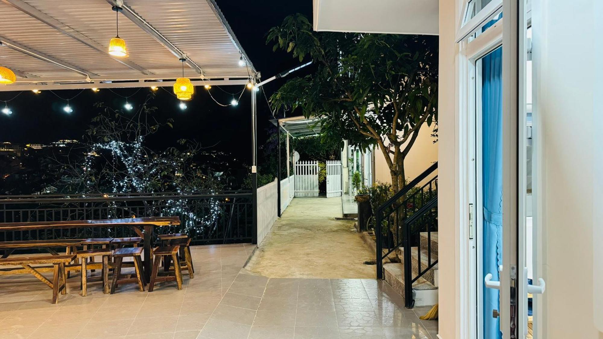 Apartmán Nha Cua Soc Dalat Exteriér fotografie
